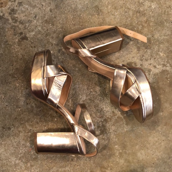 rohb by joyce azria metallic platform heels - Picture 7 of 8